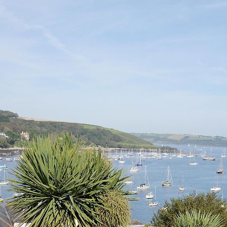 Hazel Cottage Budock Water Exterior photo